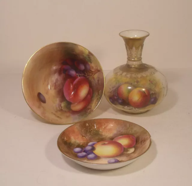 3 Royal Worcester  Hand Painted Fruit Pieces  A/F (AS SEEN) Vase, Bowl And Dish