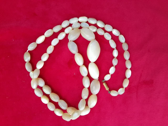 Ancien Collier Sautoir Décoré De Nacre - Occasion Bon état - Style Vintage Argenté
