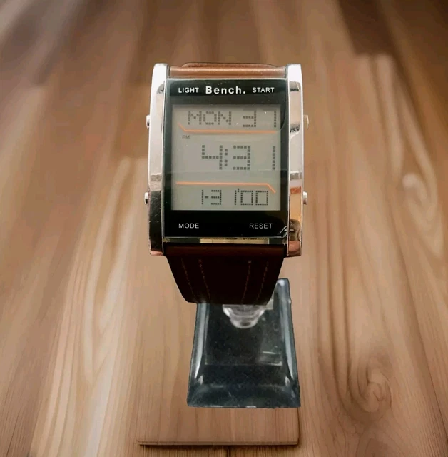 BENCH DIGITAL BC0013BR watch with box leather strap in working order. 15.00 PicClick UK