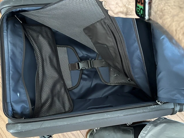 Tumi Alpha 3 Continental Dual Access 4 Wheeled Carry-On 117172-1009 Luggage 9