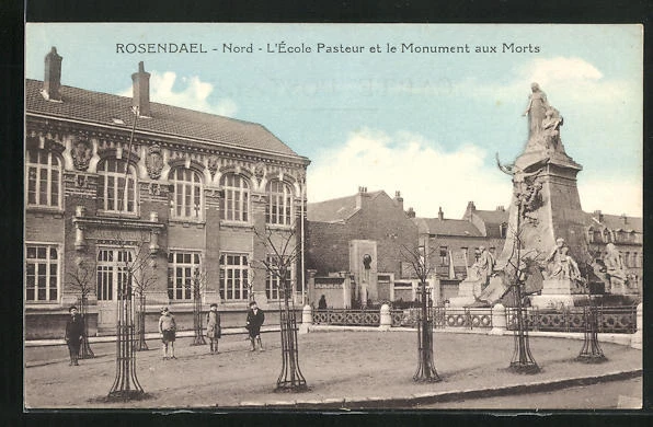 CPA Rosendael, L´École Pasteur et le Monument aux Morts