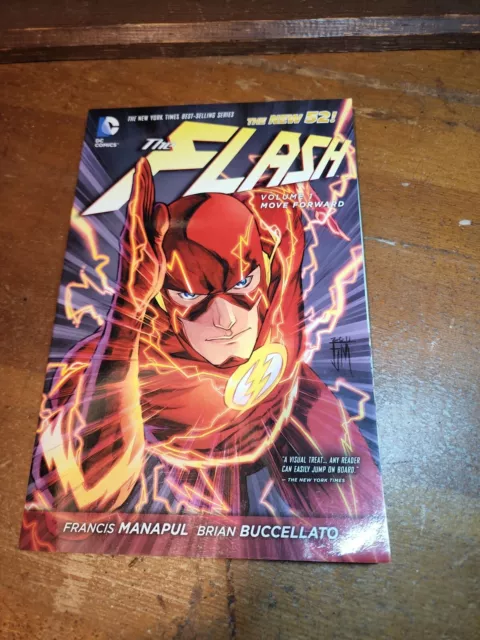 The Flash Vol. 1: Move Forward (the New 52) by Brian Buccellato and Francis...
