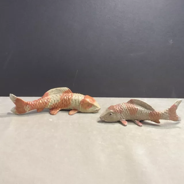 Pair of Heavy Metal Koi? Goldfish? Carp? Fish- Figurines Can Hang on Wall