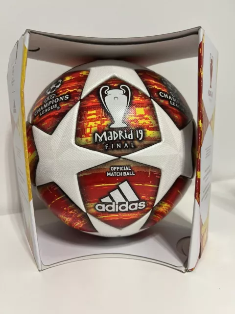 Adidas Finale 18 is official match ball of Champions League 2018/2019