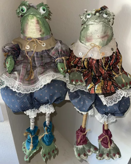 Set Of 2 Handmade Adorable Frog Couple Shelf Sitters Painted & Stuffed Fabric