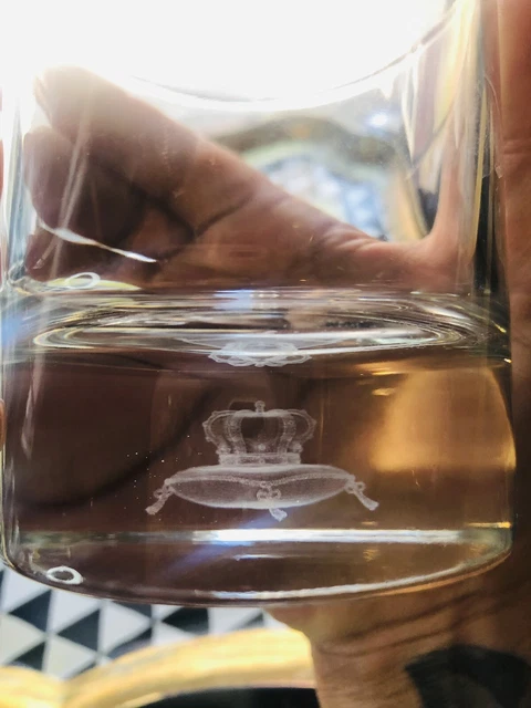 4 Crown Royal Double Old Fashioned Barware Hologram Worthy of Crown Pillow Glass