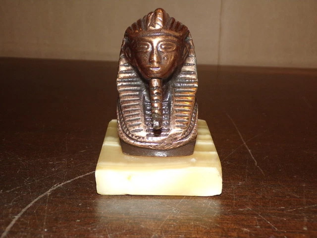 Figurine miniature en résine Pharaon égyptien 8,9 cm