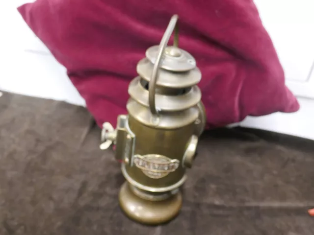 lampe Blériot,Paris,modele de coté,bel état,H 29cm;P 950g,numérotée 24 3
