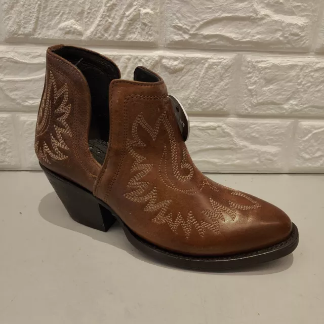 Ariat cowgirl deals boots uk