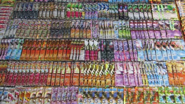Pokemon TCG Assorted Cards - VMAX / MEGA / V / EX / GX / Holo Umbreon Mint Card