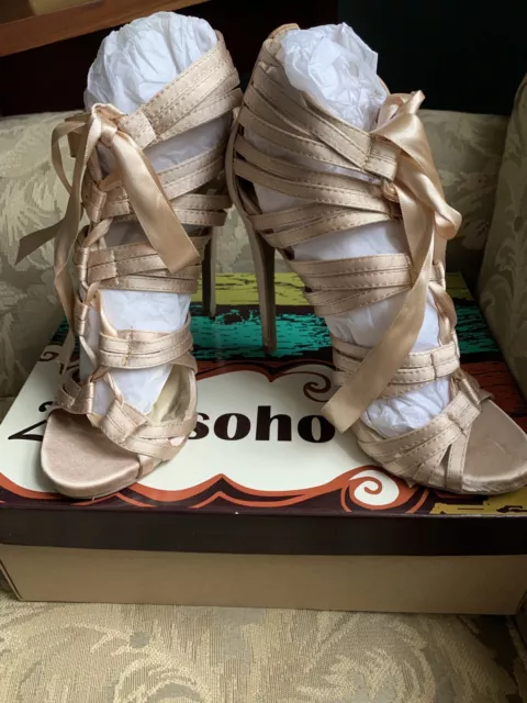 zigi soho Satin Fabric Gladiator Heels (6.5)