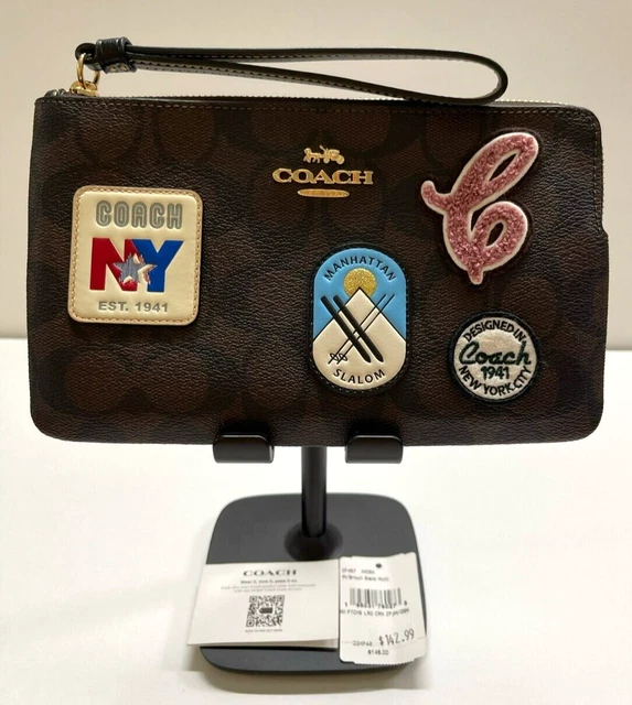 NEW! COACH Large Corner Zip Wristlet In Signature Canvas With Ski Patches CF457
