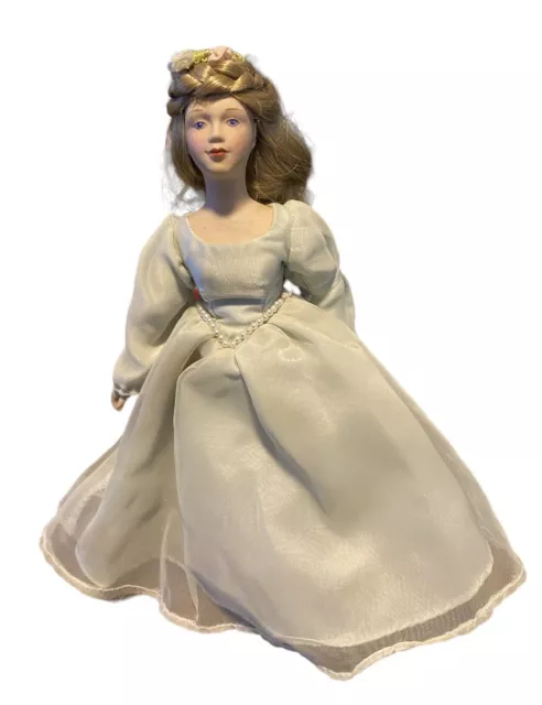 Avon 1980’s Cinderella Fairy Tale Collection Porcelain Doll WITH STAND 9” Tall 10