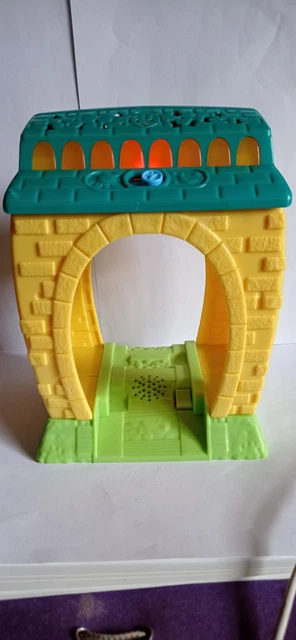 Casita Infantil,De Pvc.,Con Luces Y Musica.mattel-2016.Funcionando...