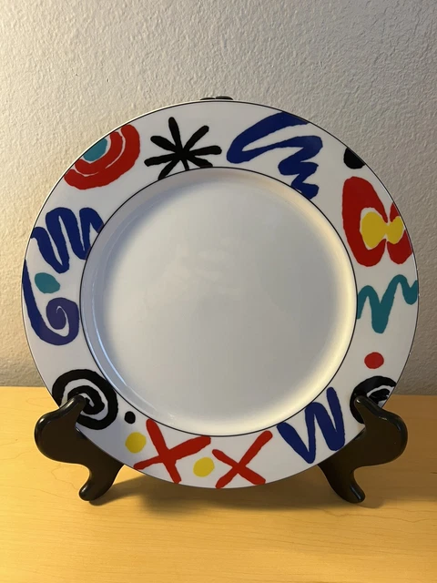 Vintage Set of 4 STUDIO NOVA Color Mural 10.75” Dinner Plates YA056.  New