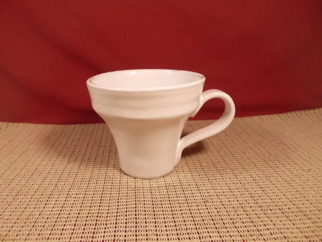 Vietri China Italy Bianco ? Mug 3 7/8" T x 4 1/2" W