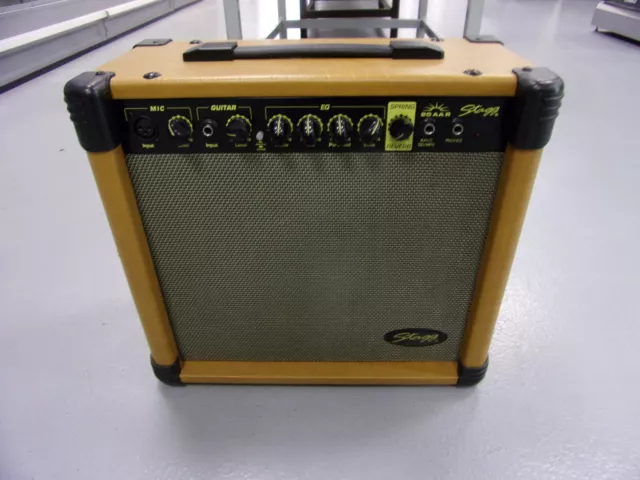 Ampli guitare électro-acoustique STAGG 20 AA R