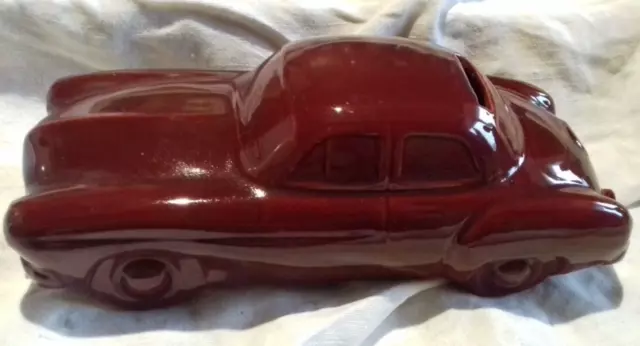 Tirelire A Casser Saint Clement Voiture Ancienne Rouge Bordeaux Long  24Cm