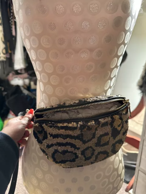 Steve madden on sale leopard fanny pack