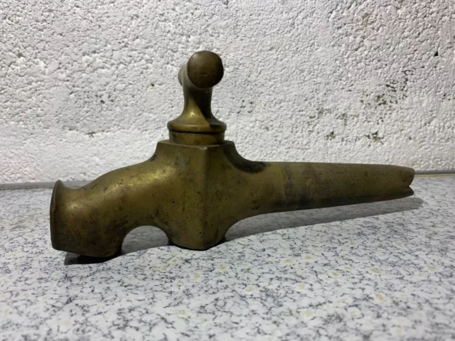 Ancien robinet de tonneaux en bronze ou laiton de bonne facture 3