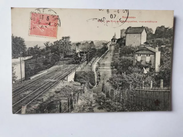CPA 92 SURESNES - La Rue des Radiguelles
