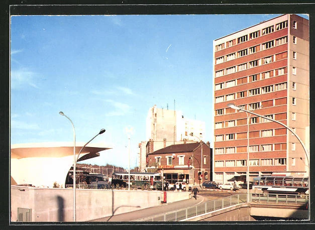 CPA Joinville-le-Pont, Avenue Jean-Jaurès, La Gare du R.E.R.