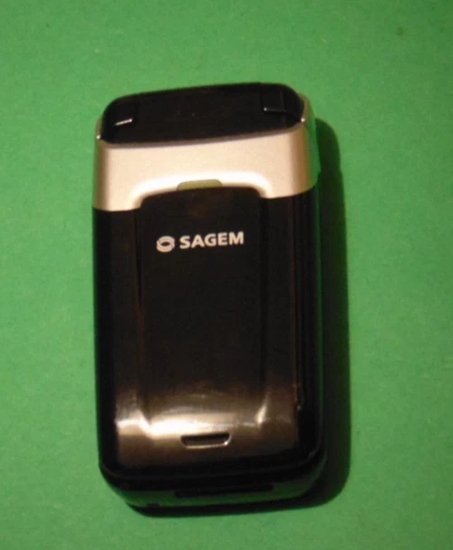Sagem My521X Faconnable – Téléphone Mobile Rare – Neuf En Stock (Old Stock Collector)