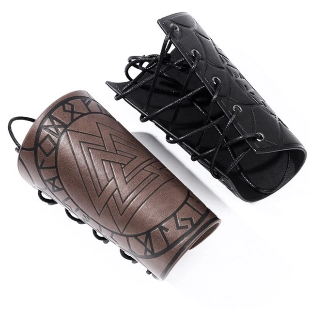 Gauntlet wristband online