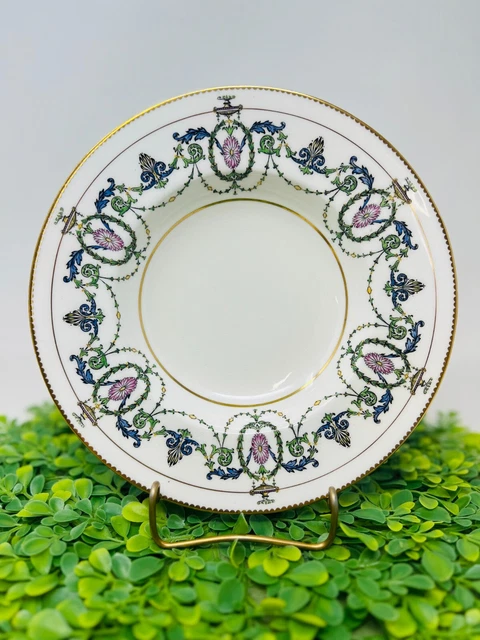 Minton H2581 rim soup bowl 1913 Art Nouveau hand decorated. Gold lion tooth trim