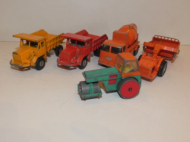 Lot Matchbox Superfast 1/64 – Dodge, Mercedes, Remorque – Années 70