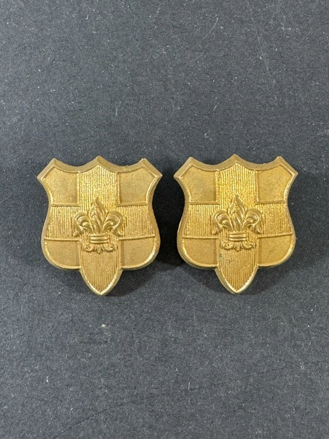 ww1-british-army-loyal-north-lancashire-regiment-uniform-collar-badges