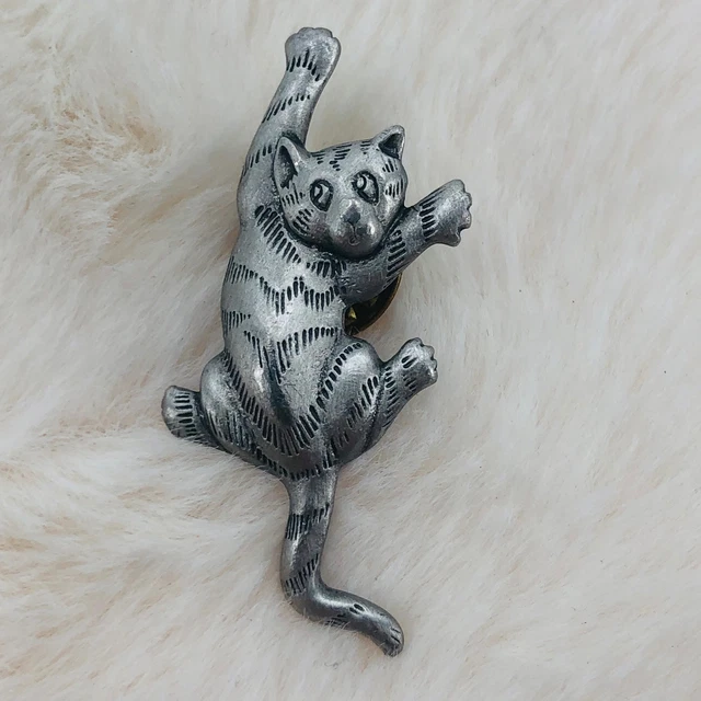 Vtg Jonette Jewelry Climbing Cat Pewter Lapel Pin Signed JJ