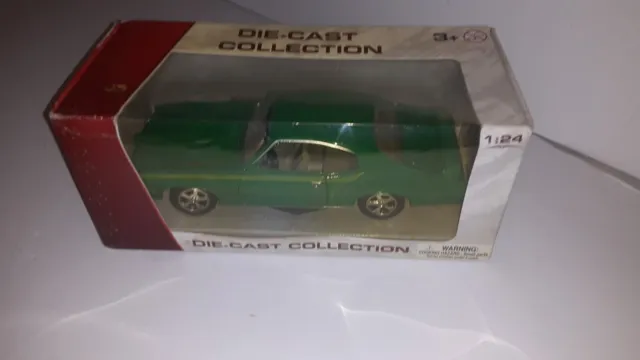 Rare MotorMax 1969 Pontiac GTO Judge - Green - 1:24 Scale - Die Cast