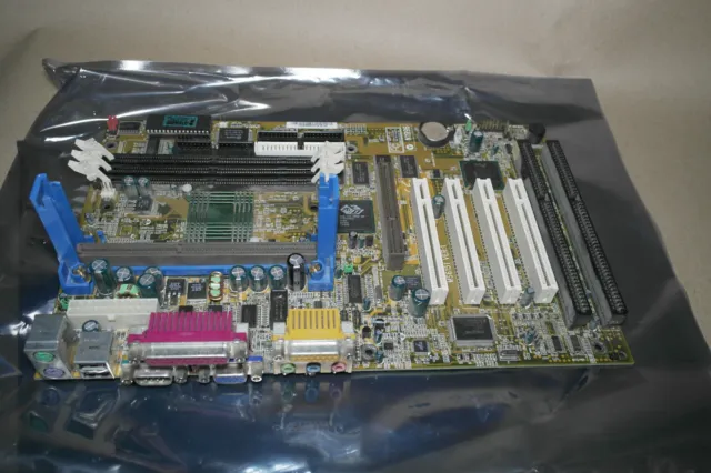 MSI MS6151 v1 ATX Slot 1 motherboard Intel 440BX AGP PCI ISA VGA creative ES1373