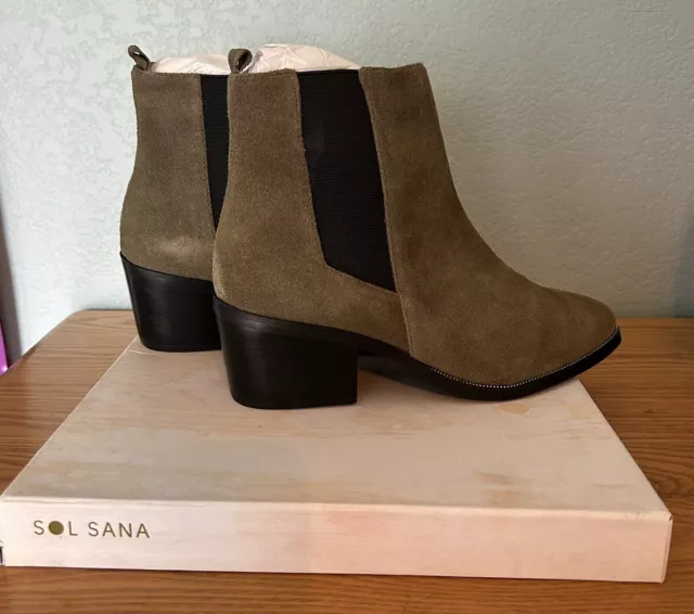 Sol Sana Edgar Suede Ankle Boot in Moss Green Size 37/ US 6 NIB Revolve brand 2