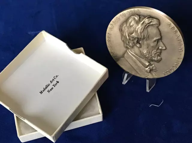 ABRAHAM LINCOLN With Malice Toward None Large Bronze Medal Medallic Art w/Box