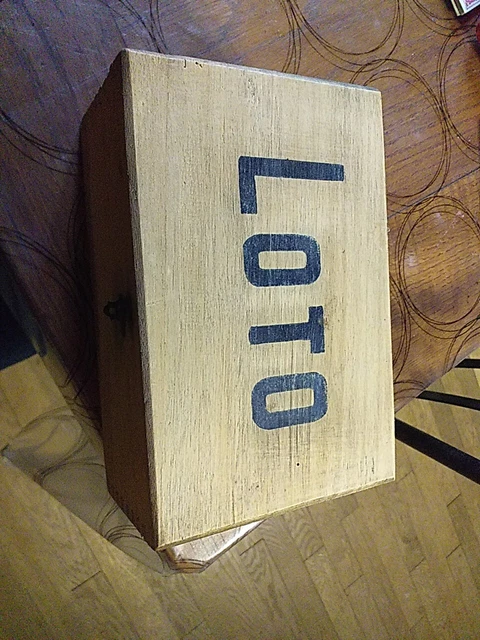ANCIEN JEU DE société en bois Jeu de Loto 48 cartes Complet EUR 32,00 - FR