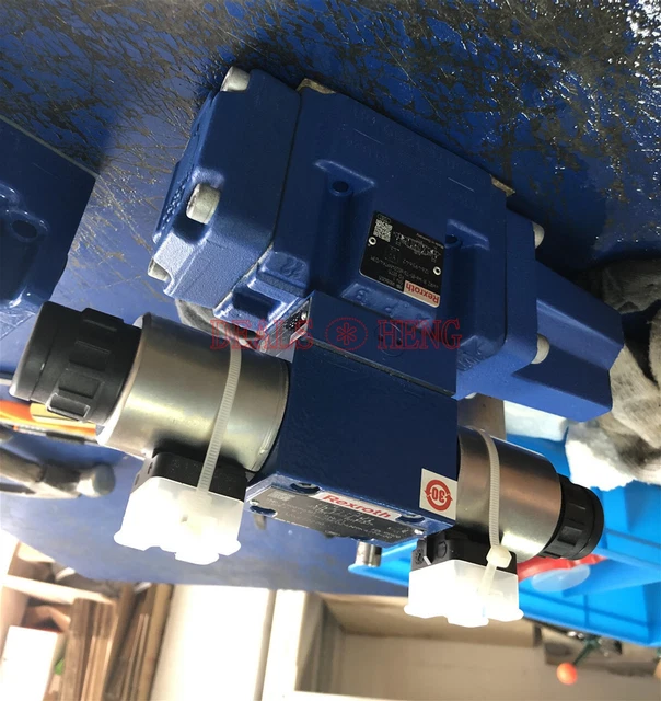 NUOVA 1PCS Valvola Proporzionale Rexroth R901062025 4WRZ10W6-85-73/6EG24N9TK4/D3M