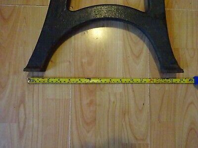 Vintage Cast Iron Church Pew Middle Support Leg 2