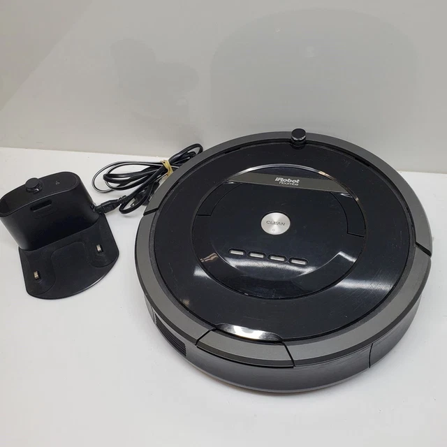 Antiq. #880 Irobot Robotic Vacuum W/Charger Untested P/R Antiq. #880 Irobot Robotic Vacuum W/Charger Untested P/R