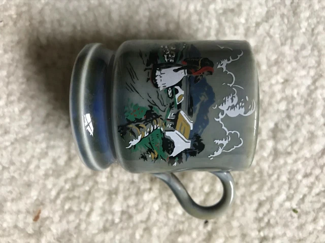 Irish Porcelain small cup MADE IN IRELAND (2"H x1-1/8"D)