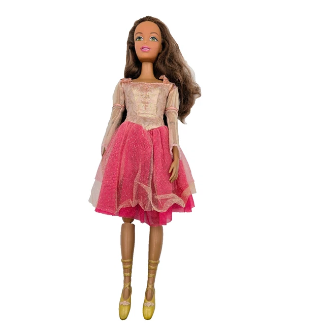 Barbie interactive filante Princesse Geneviève 2006 NRFB, 12