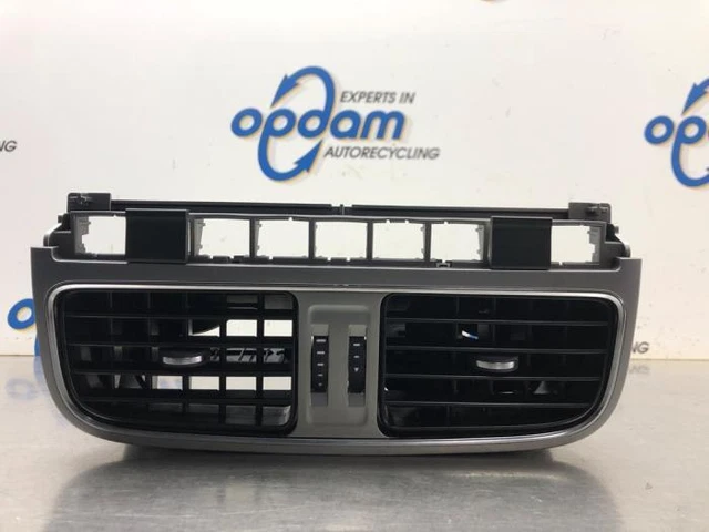 Grille D'aération VW Caddy 2004-2015 - Noire, Pièce De Rechange Compatible 2K0819703B / 3VEX7039AA | CANTONDZ Auto - 3
