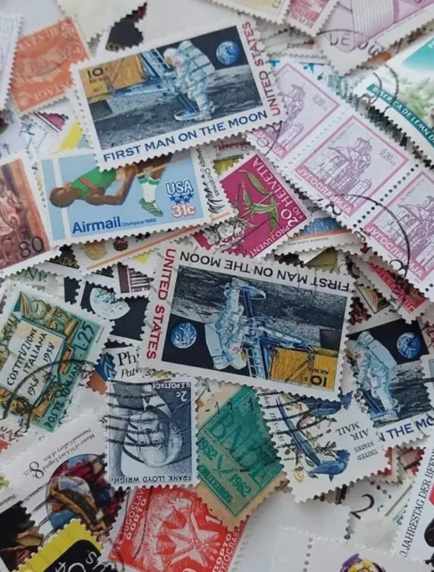 STAMP WORLD WIDE 100 pc lot off paper kiloware philatelic collection used