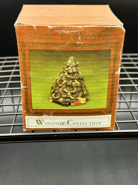 https://www.picclickimg.com/UycAAOSw~LJkATUl/Tree-Collectible-Windsor-Collection-35-Opening.webp