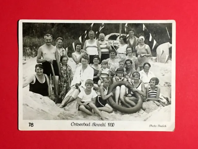 Foto AK Ostseebad REWAHL in Pommern 1930 Typen Gruppenbild am Strand   ( 46284