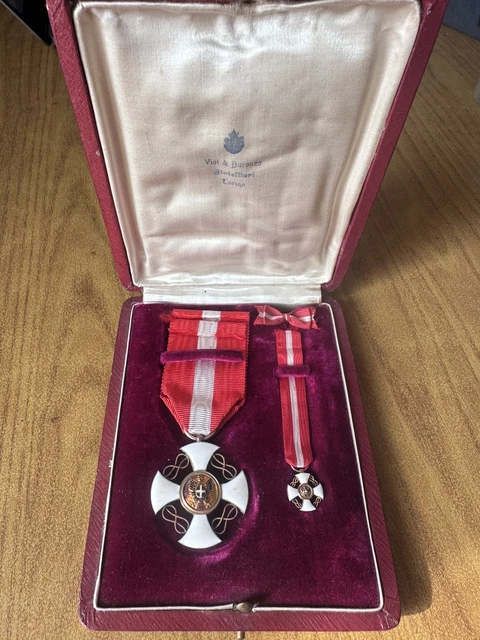 Victoria Cross Recipients... / Récipiendaires De La Croix De Victoria