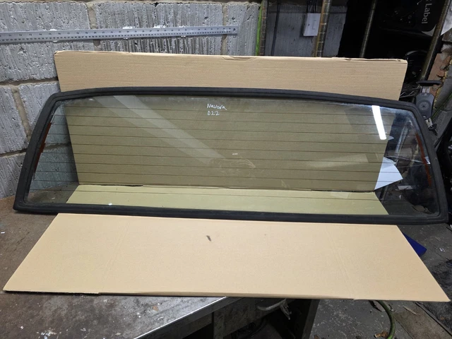 NISSAN NAVARA D22 King Cab Rear Cab Windscreen Rear Window £79.99 ...