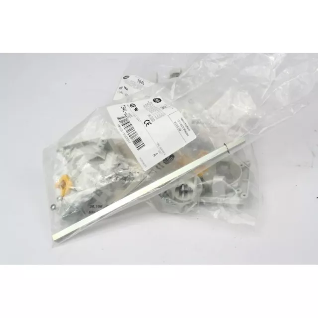 Pack of 3 Allen-Bradley 194L-G3393 (b270)