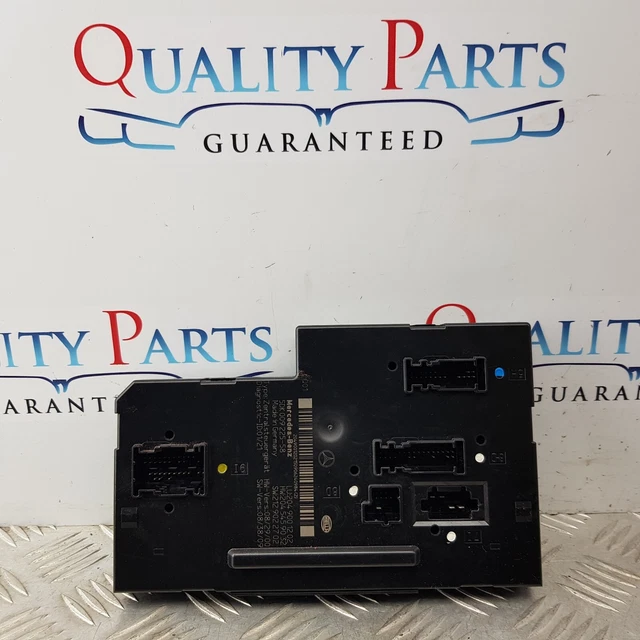 MERCEDES C CLASS W204 Rear Fuse Box Sam Unit A2049000902 £28.99